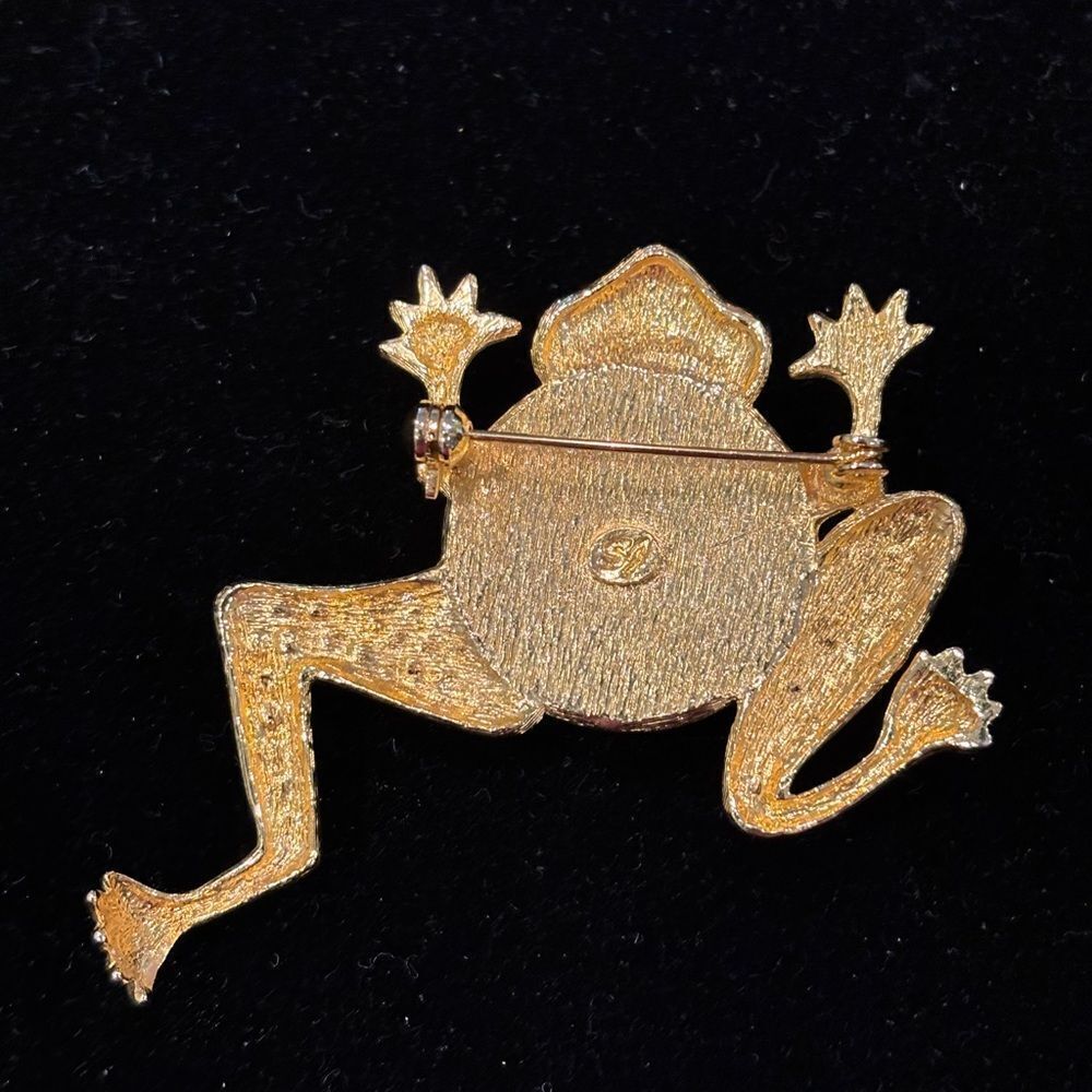 St. John Frog Brooch with Swarovski Crystals and Light Color Enamel Details - Picture 4 of 6